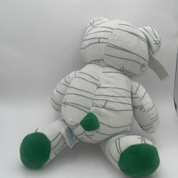 Build A Bear MUMMY BEAR 16" 2016 Retired, Halloween, Mummy with red heart bear - Picture 4 of 5